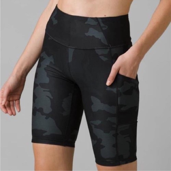 PrAna Electa Short II 10 Size S Black Camo - Picture 1 of 6